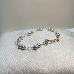 Elegant Silver Pearl Bracelet